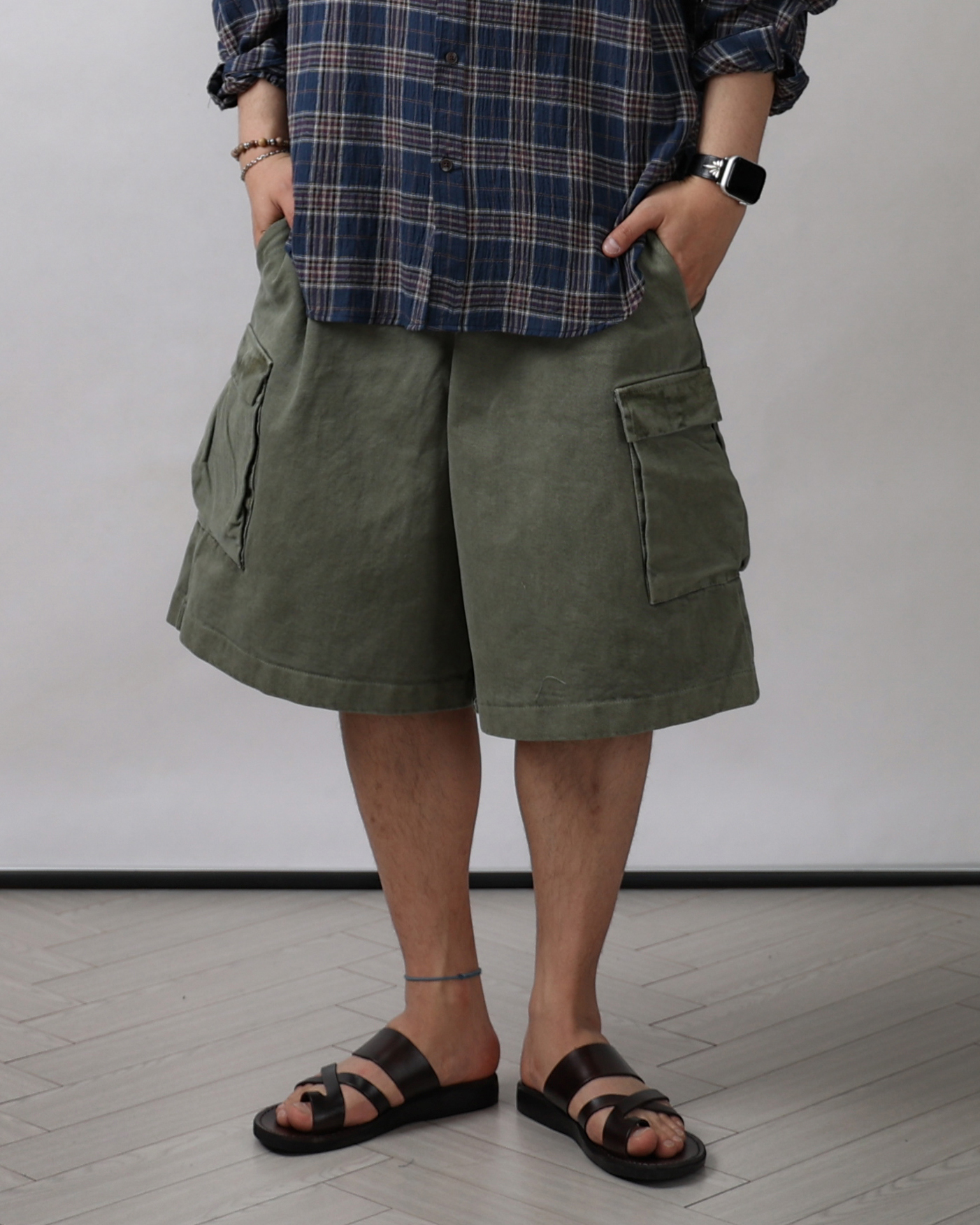 AMOR Supply Wide Pigment Shorts (Charcoal/Khaki)