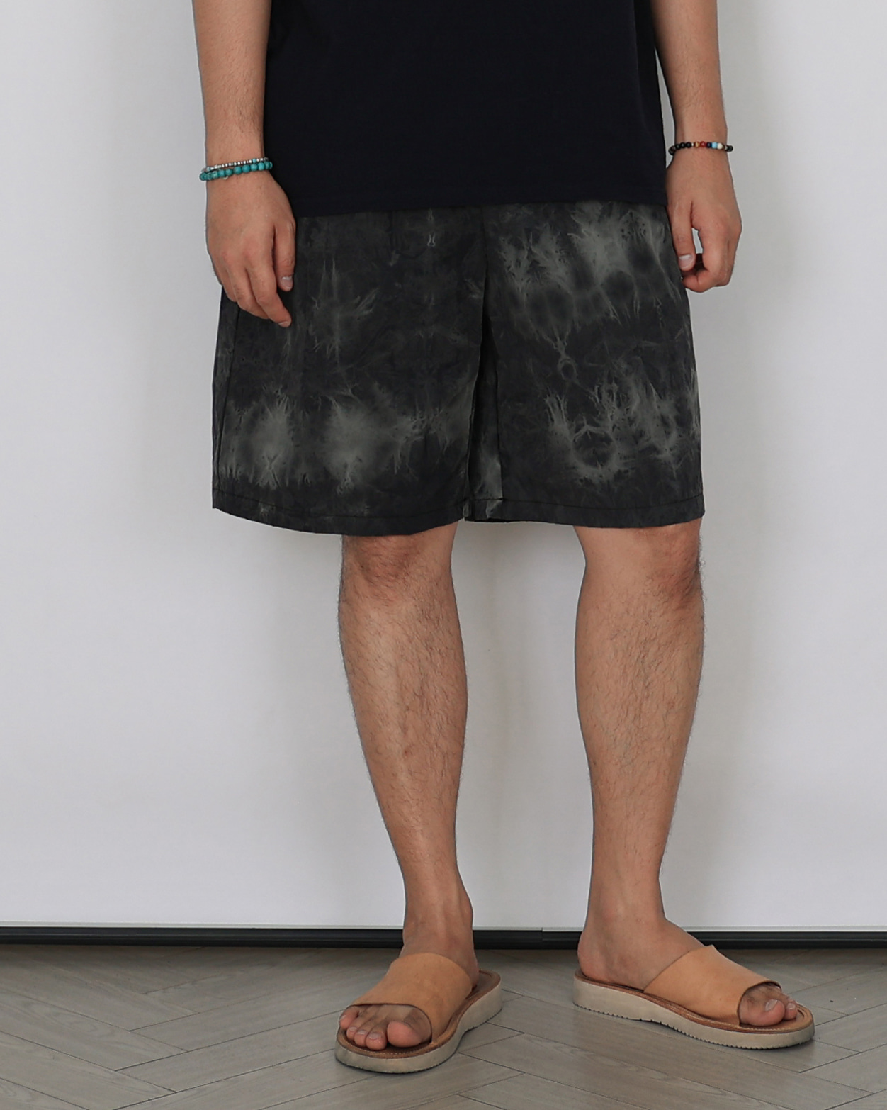 Tyedye Water Nylon Shorts (Black/Navy)