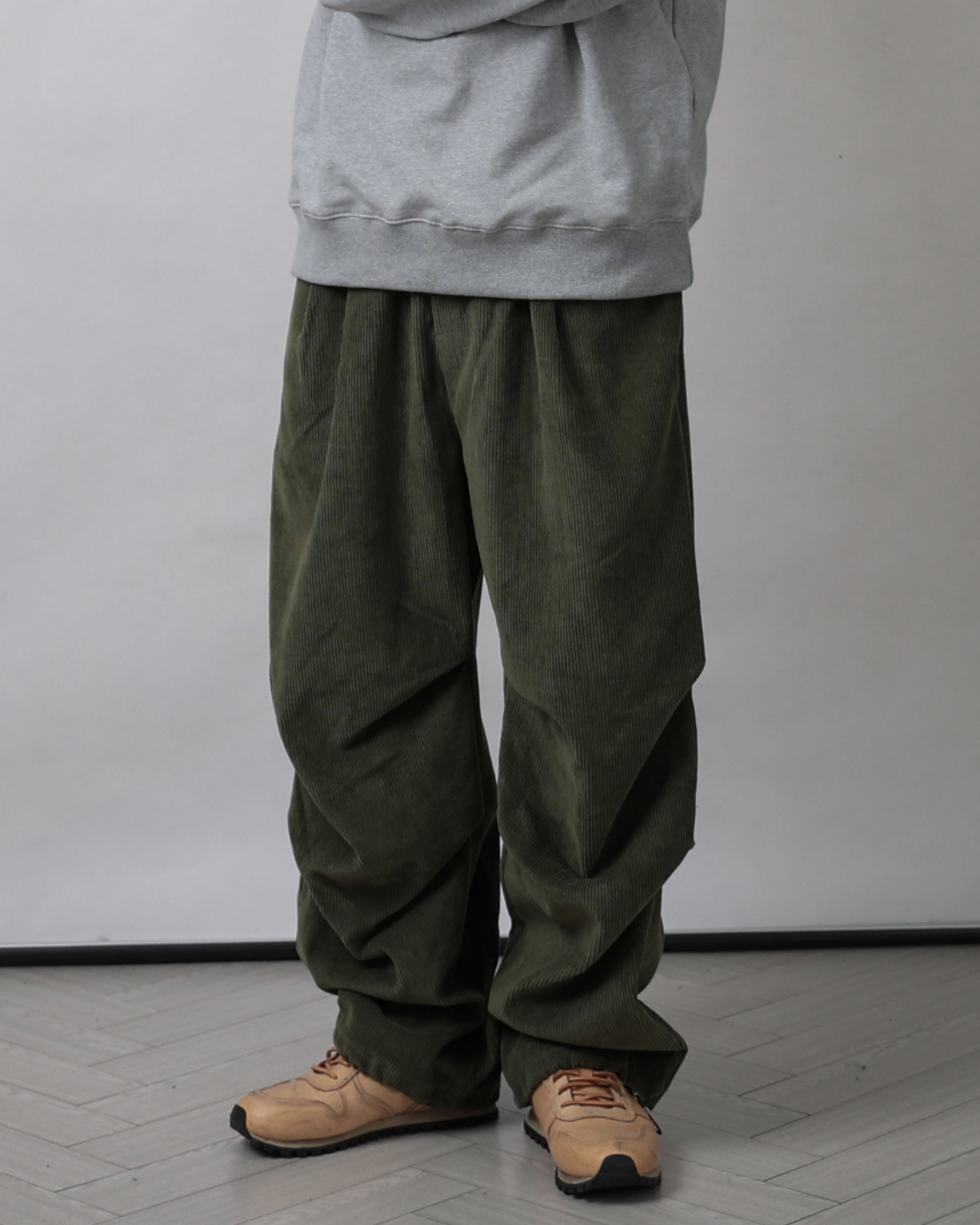 HDRO String Parachute Corduroy Wide Pants (Brown/Olive/Ivory)
