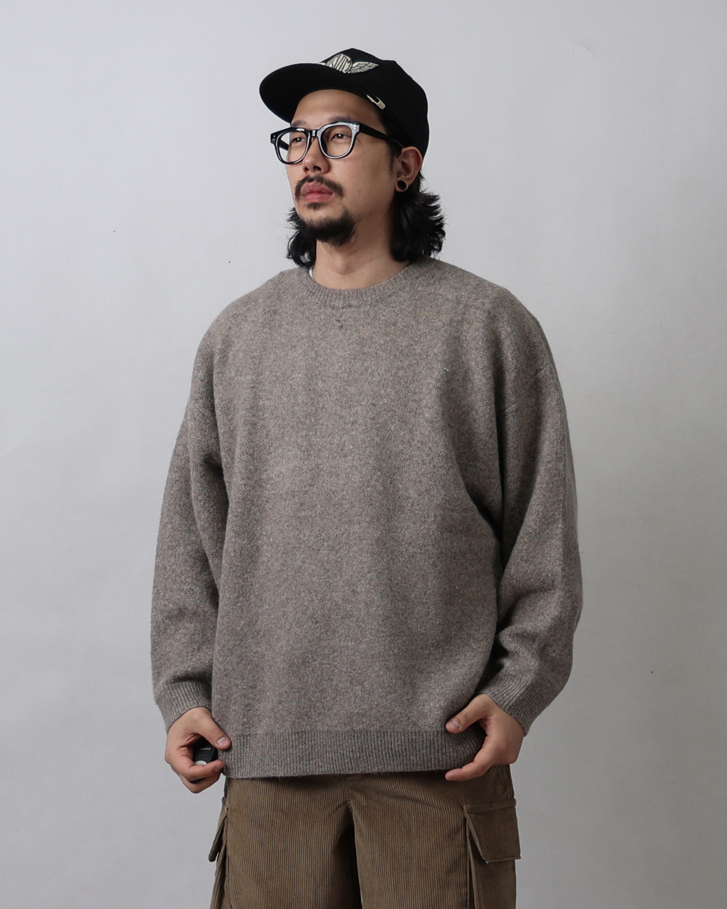 NOOR Wool Round Bulky Over Knit (Gray/Light Brown/Deep Blue/Light Olive)