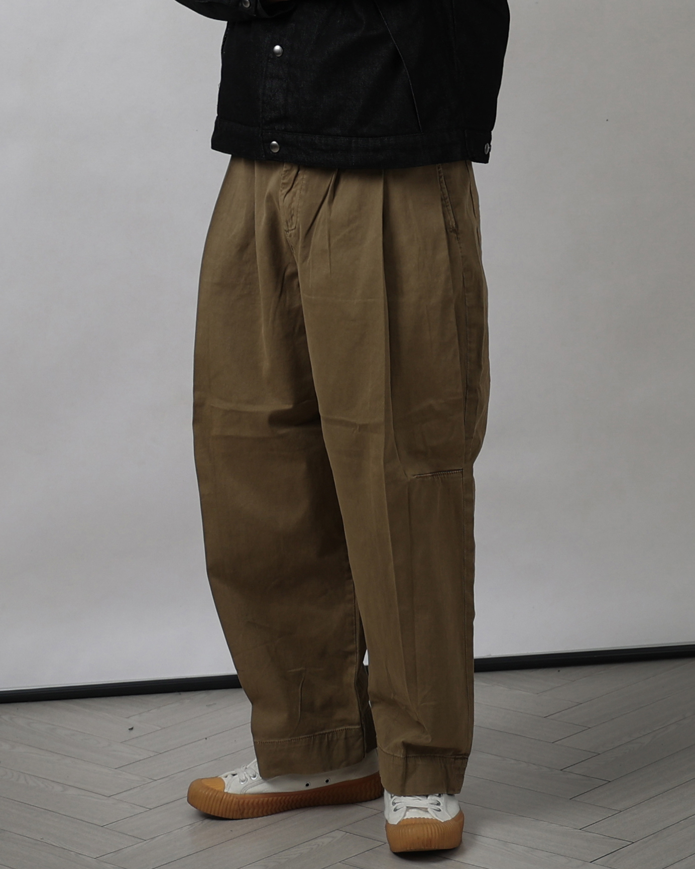 RPENS R310-1 Wide Folded Balloon Pants (Charcoal/Beige)