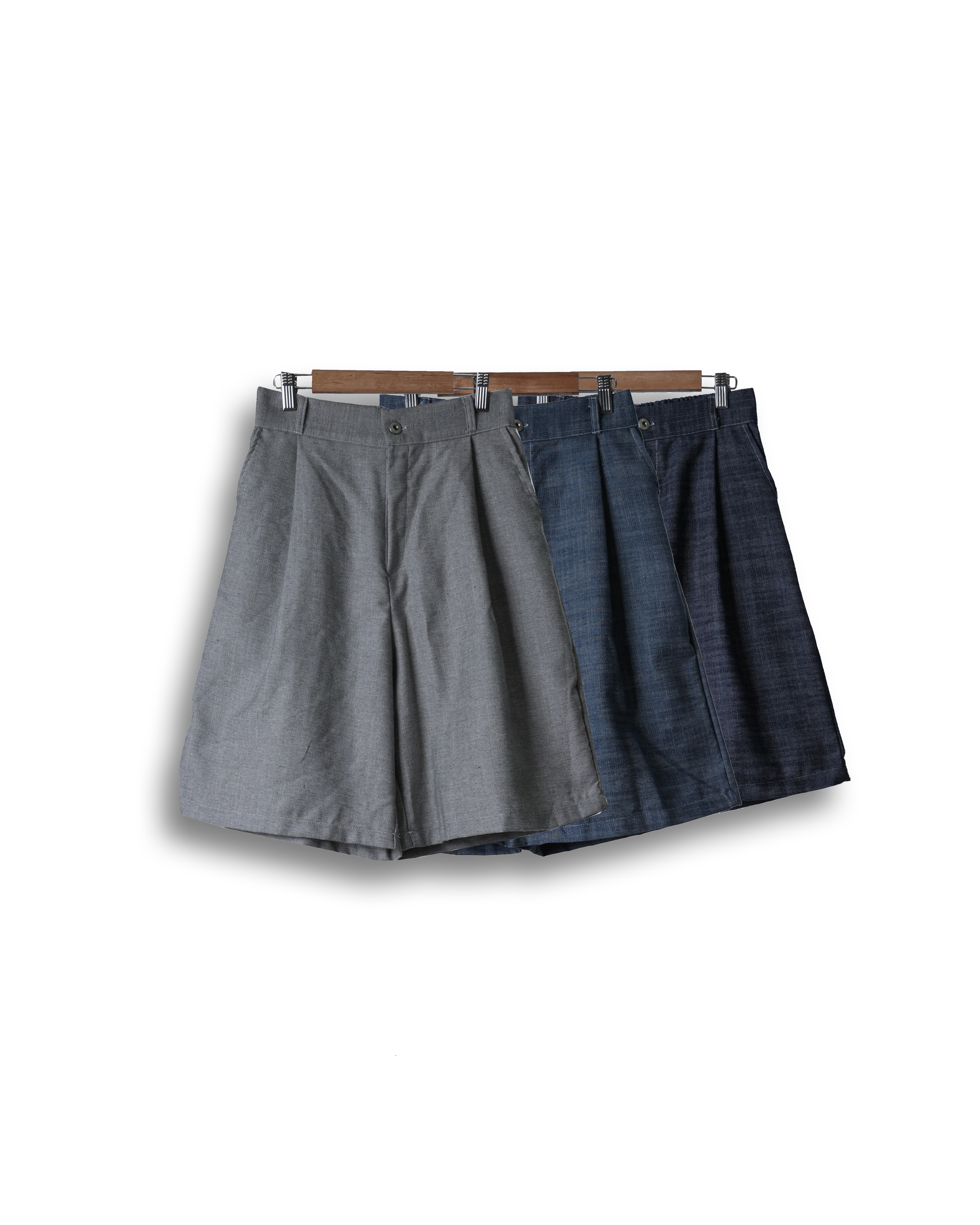 END Linen Denim One Tuck Shorts (Gray Denim/Raw Denim/Middle Denim)